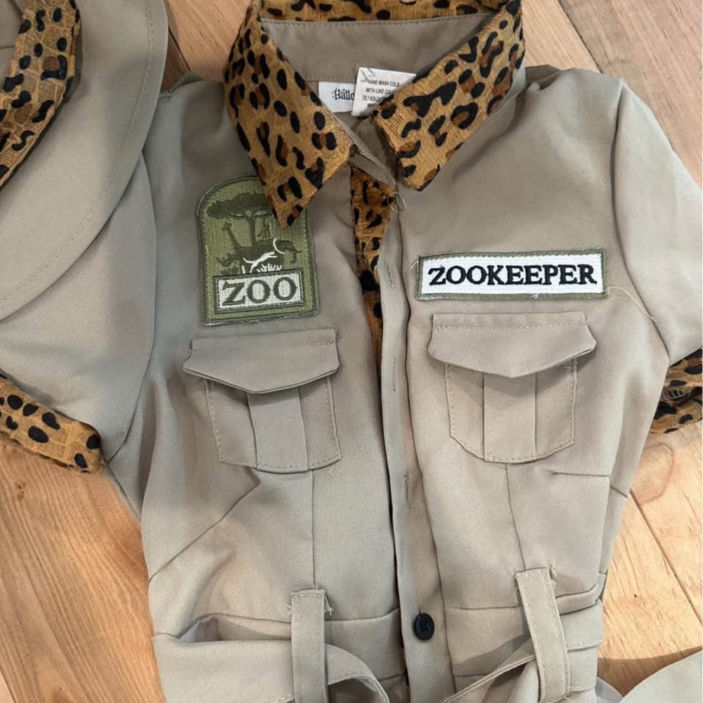 Leopard Trim Zookeeper Costume